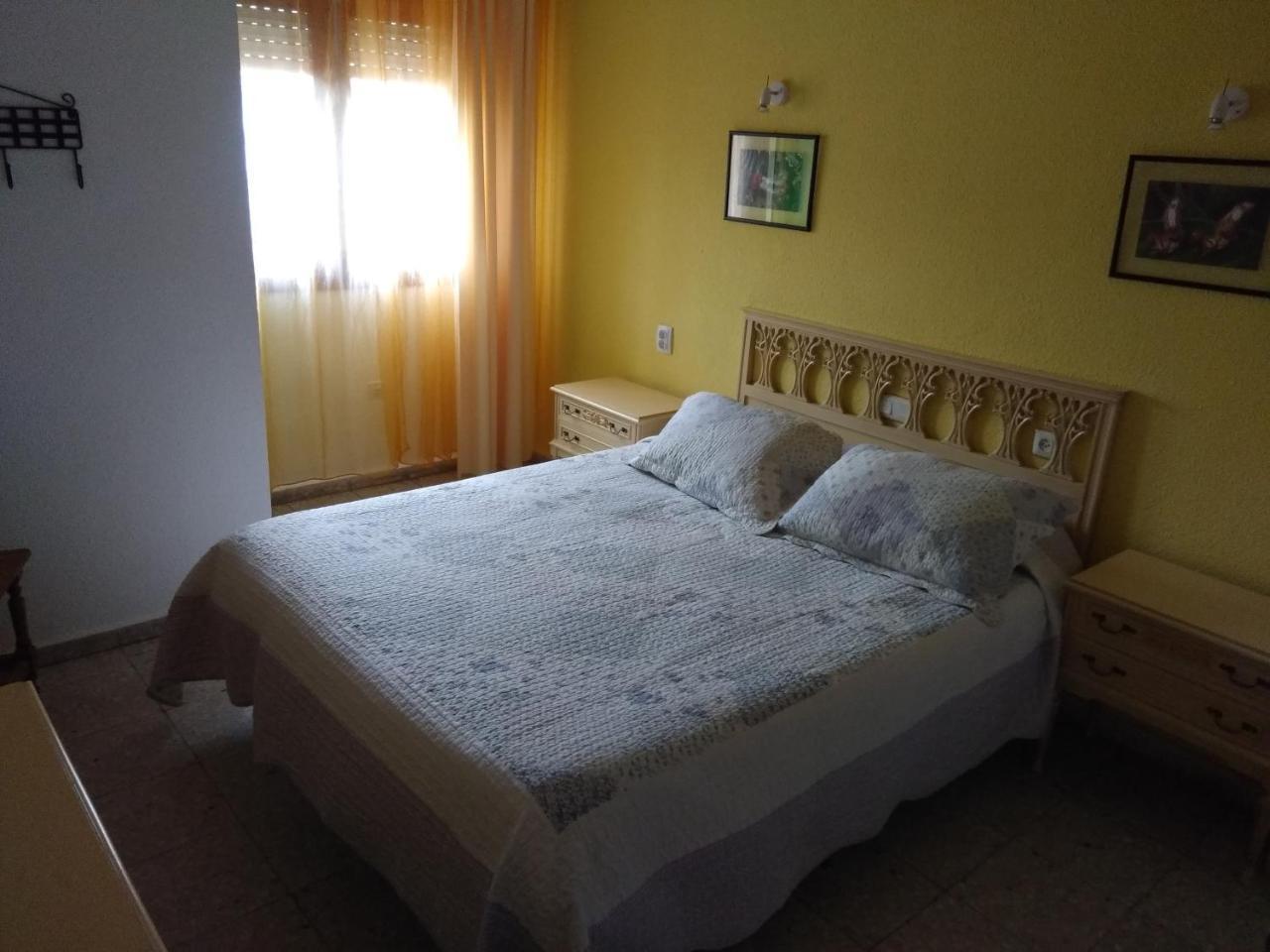 Hostal Avenida Аренас-де-Сан-Педро Екстер'єр фото